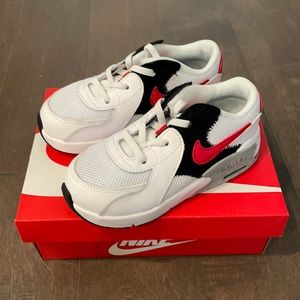 Nike Air Max Excee white, Red, black and grey
